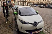 Renault ZOE I — снимка 2