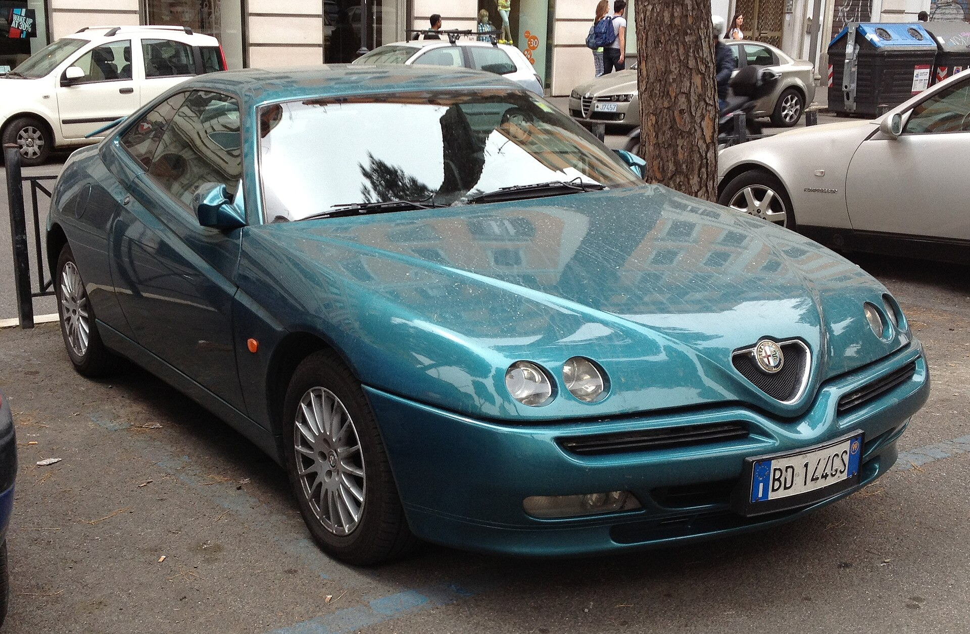 Alfa Romeo GTV 916