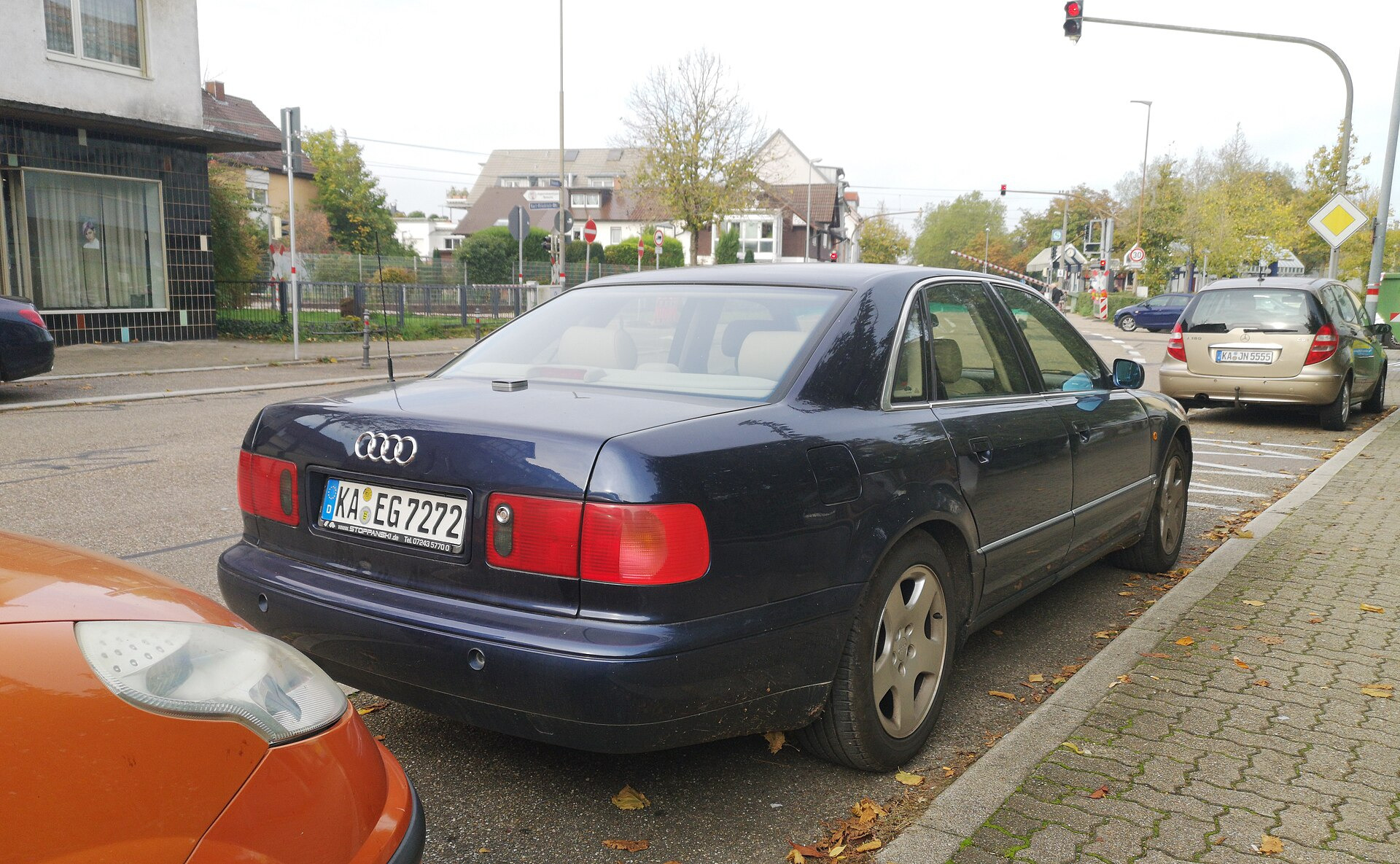 Audi A8 Long D2