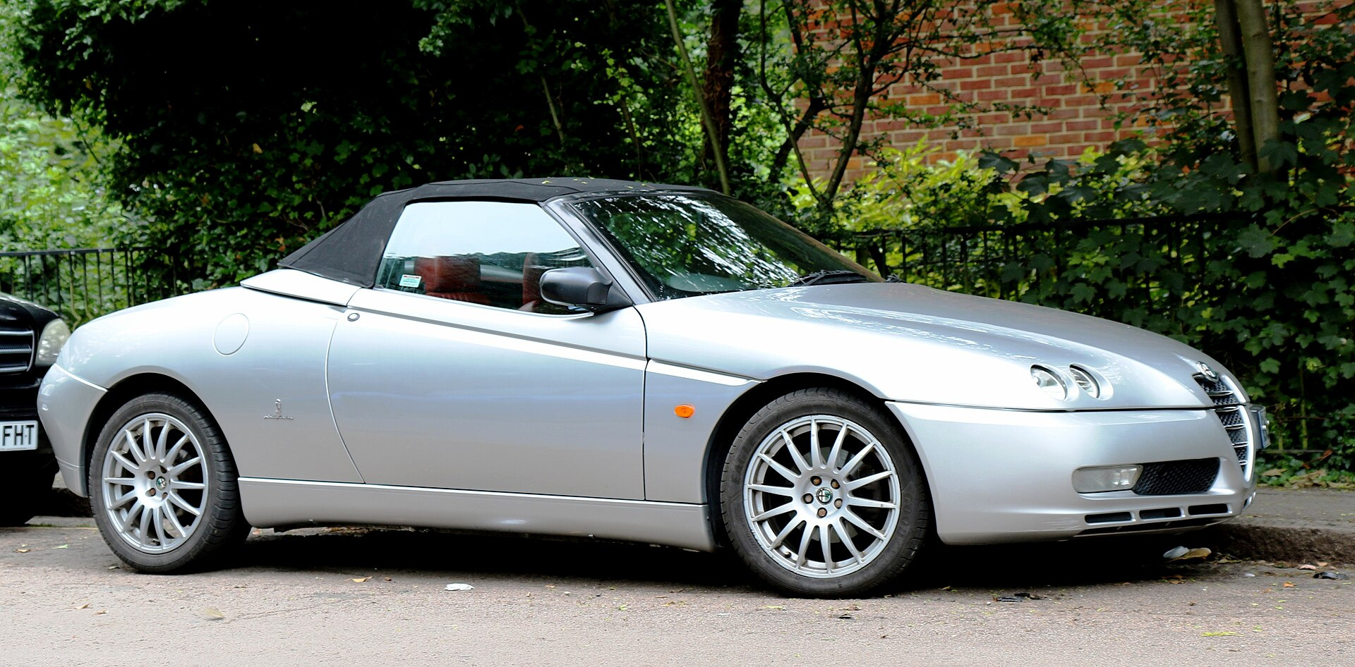 Alfa Romeo Spider 916