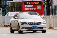 Skoda Superb III — снимка 3