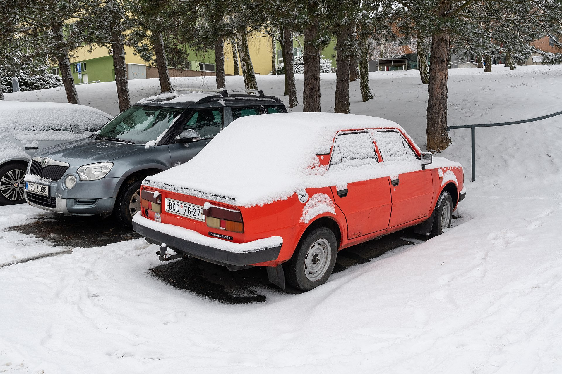 Skoda 105,120 (742)