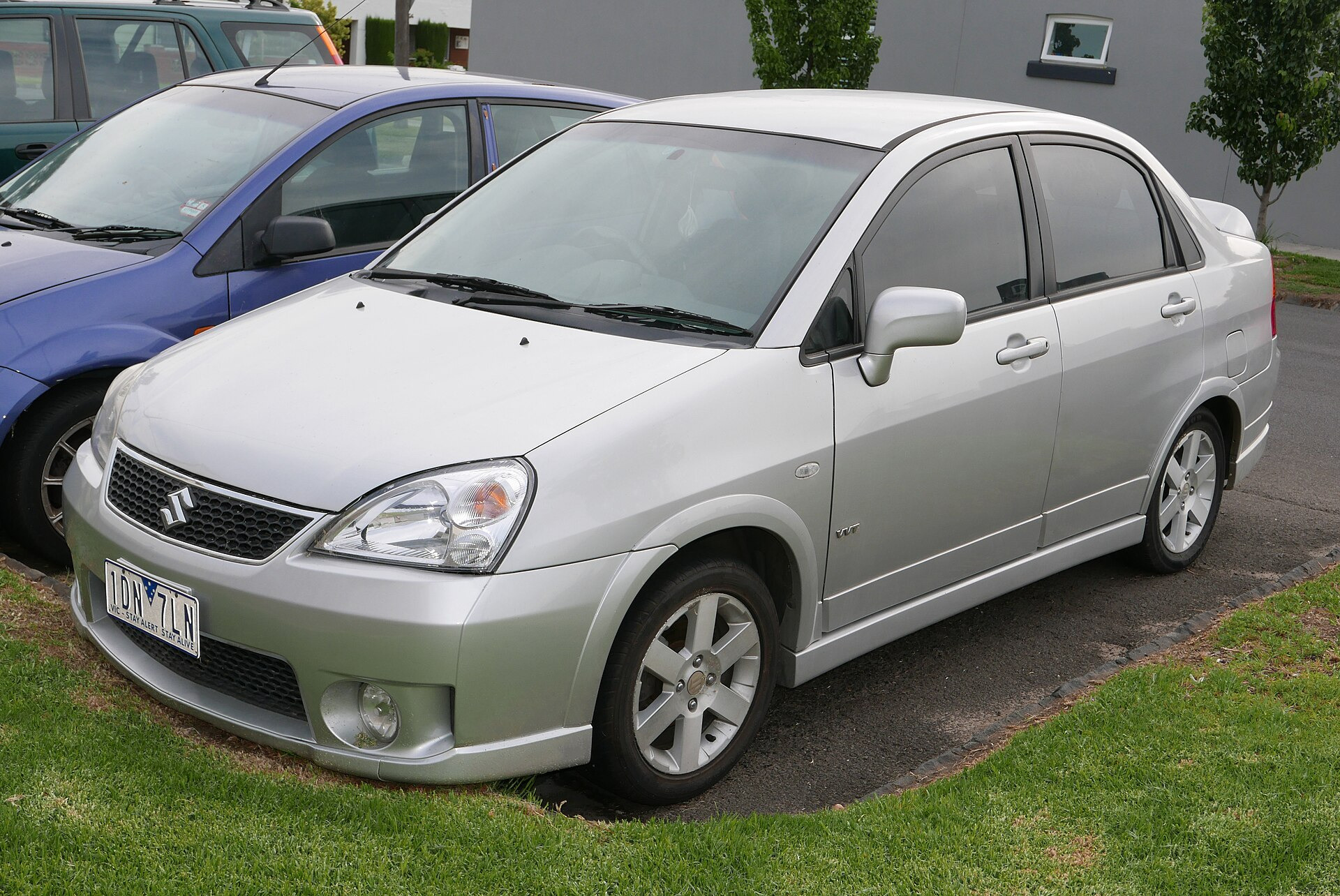 Suzuki Liana Sedan I (facelift 2004)