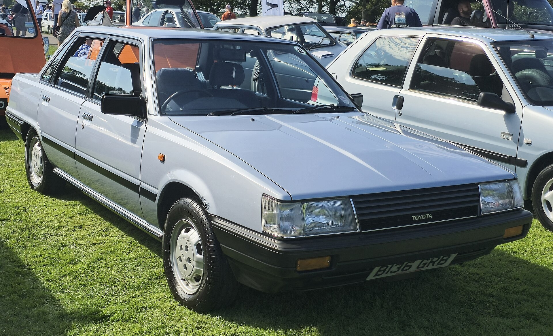 Toyota Camry I (V10)