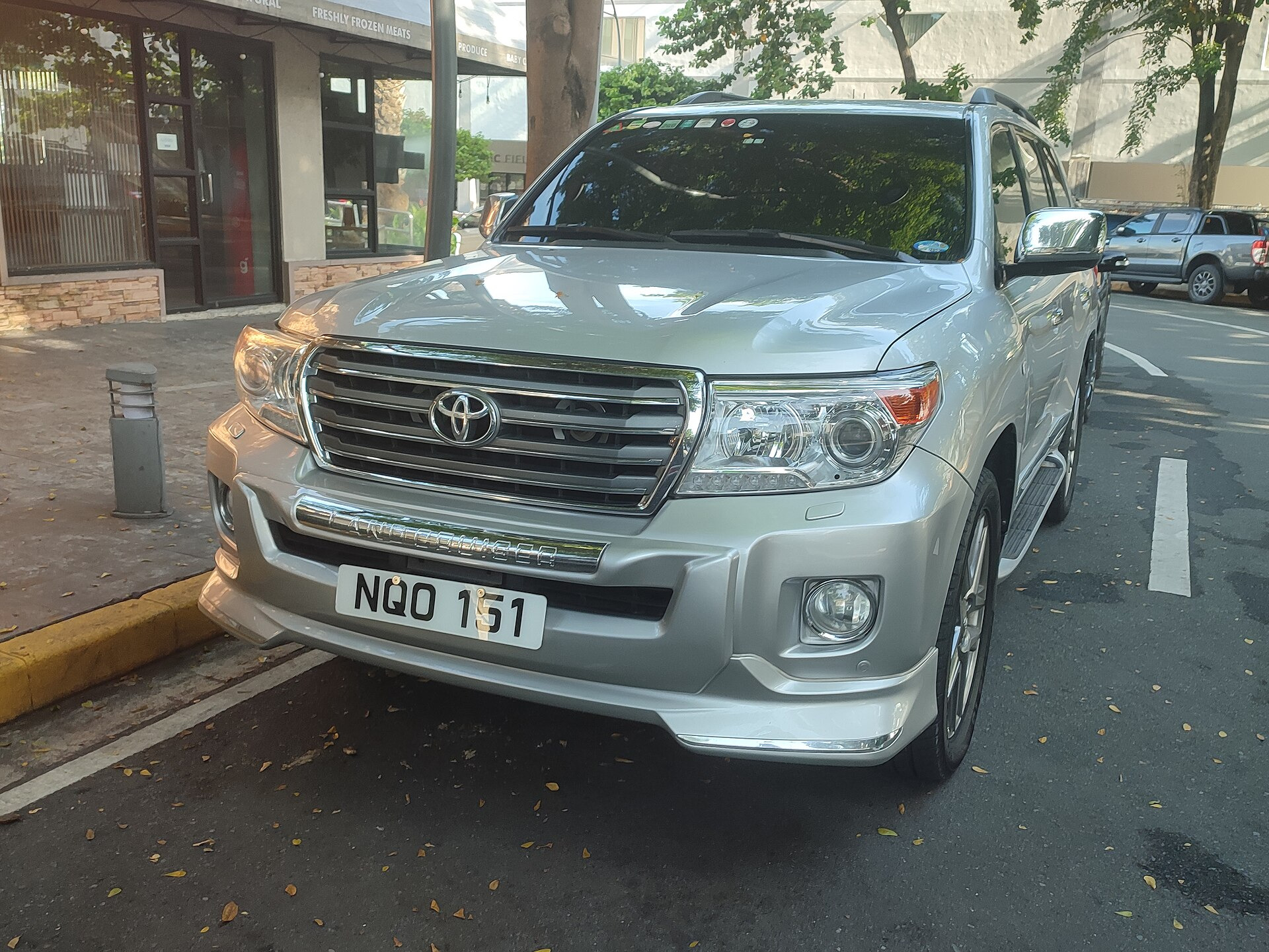 Toyota Land Cruiser (J200 Facelift 2013)