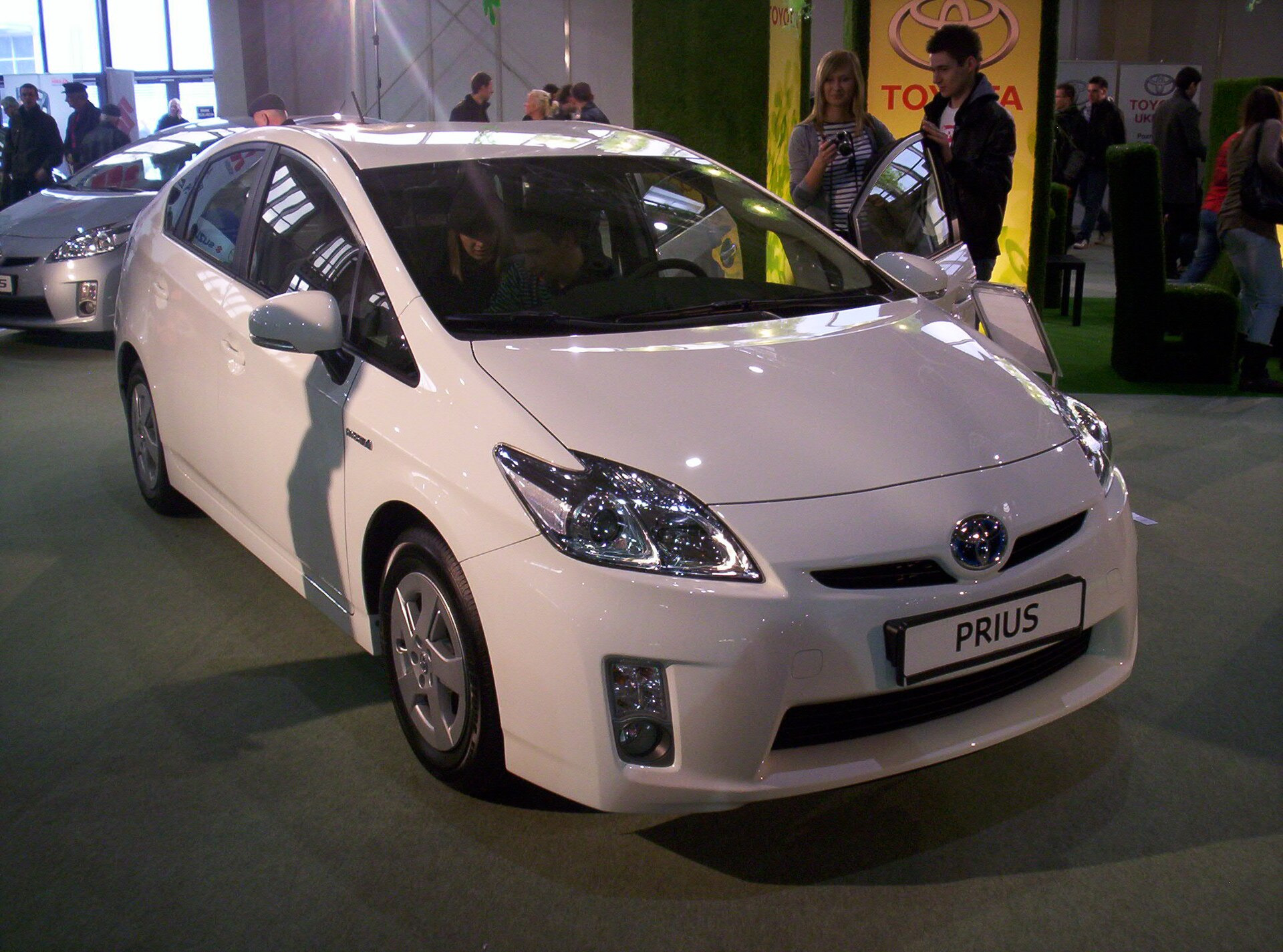 Toyota Prius III (ZVW30)