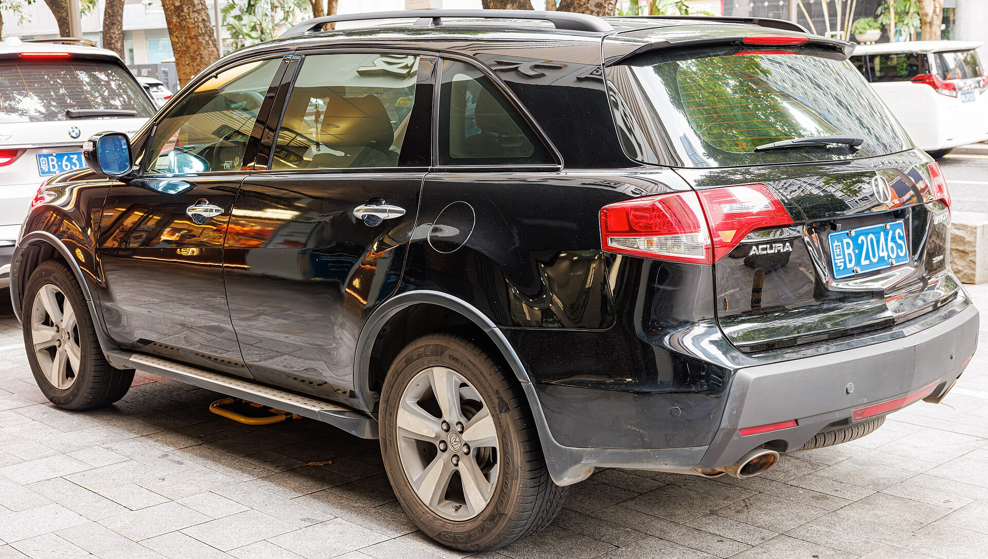 Acura MDX I