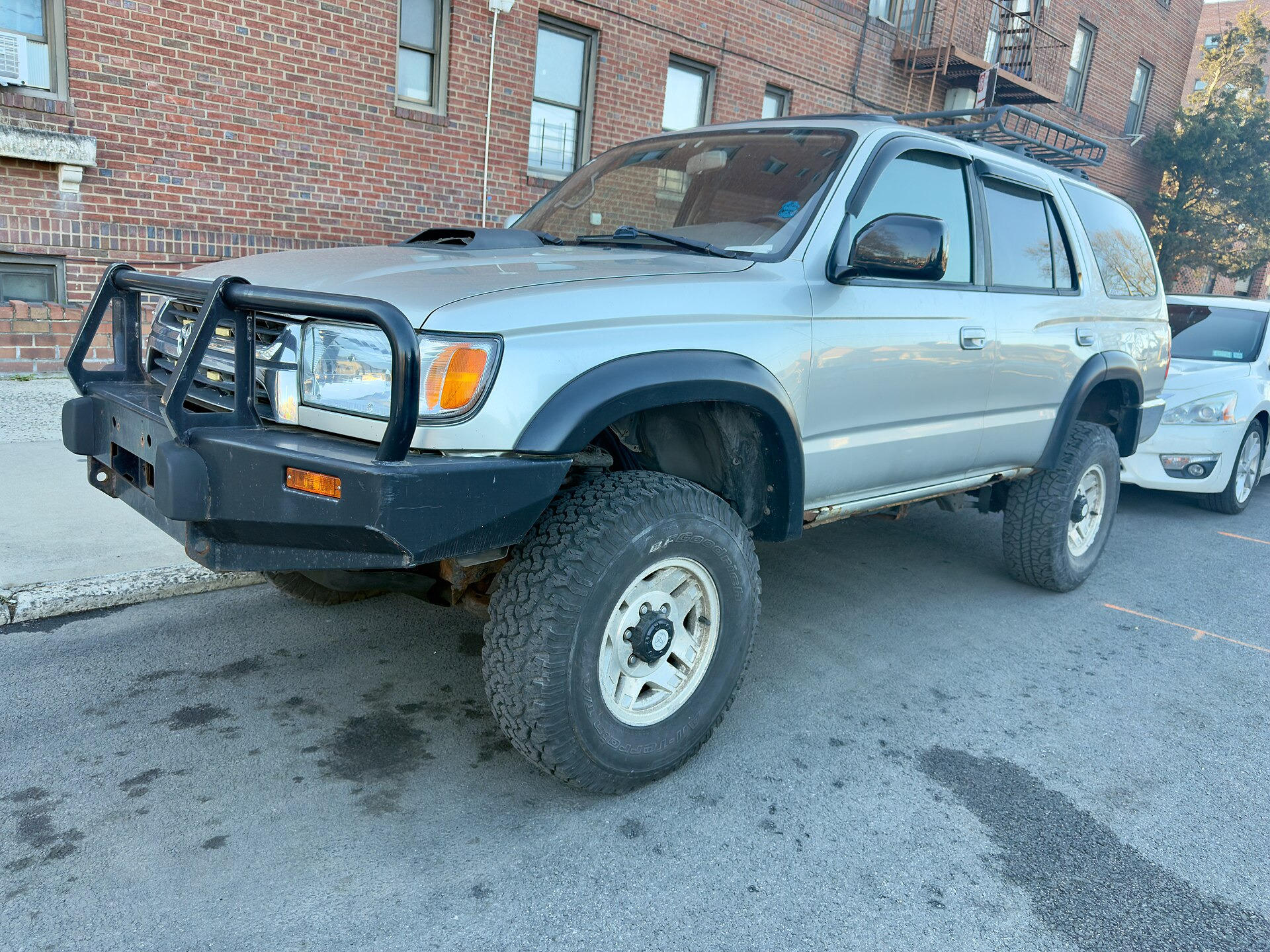 Toyota 4runner II