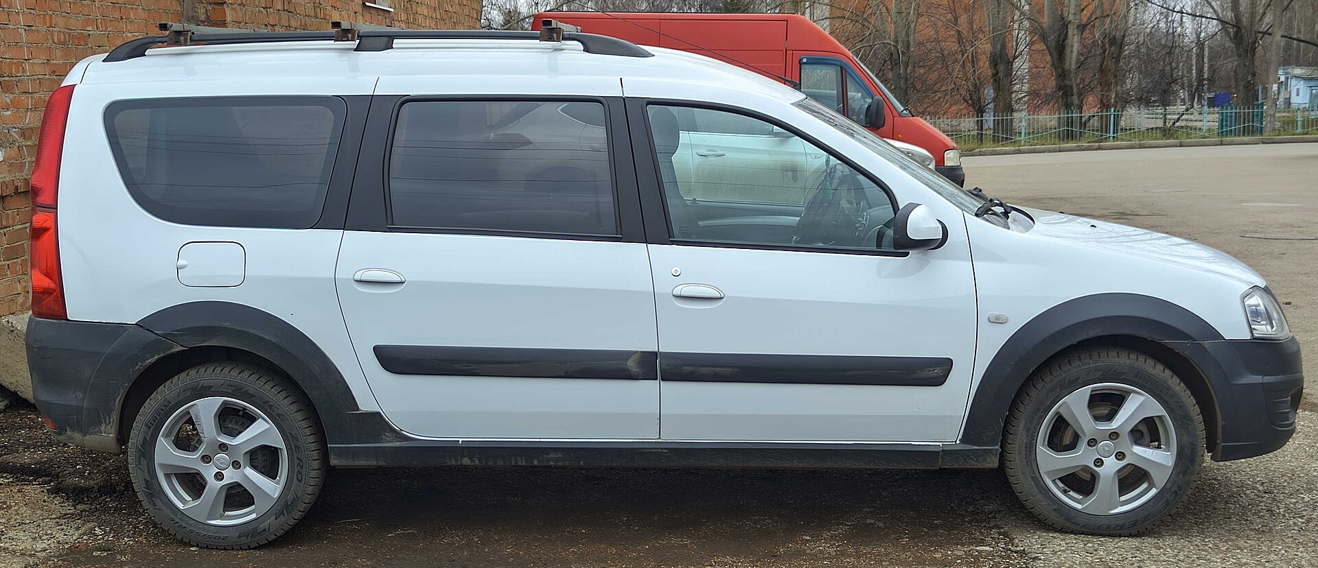 Lada Largus Cross