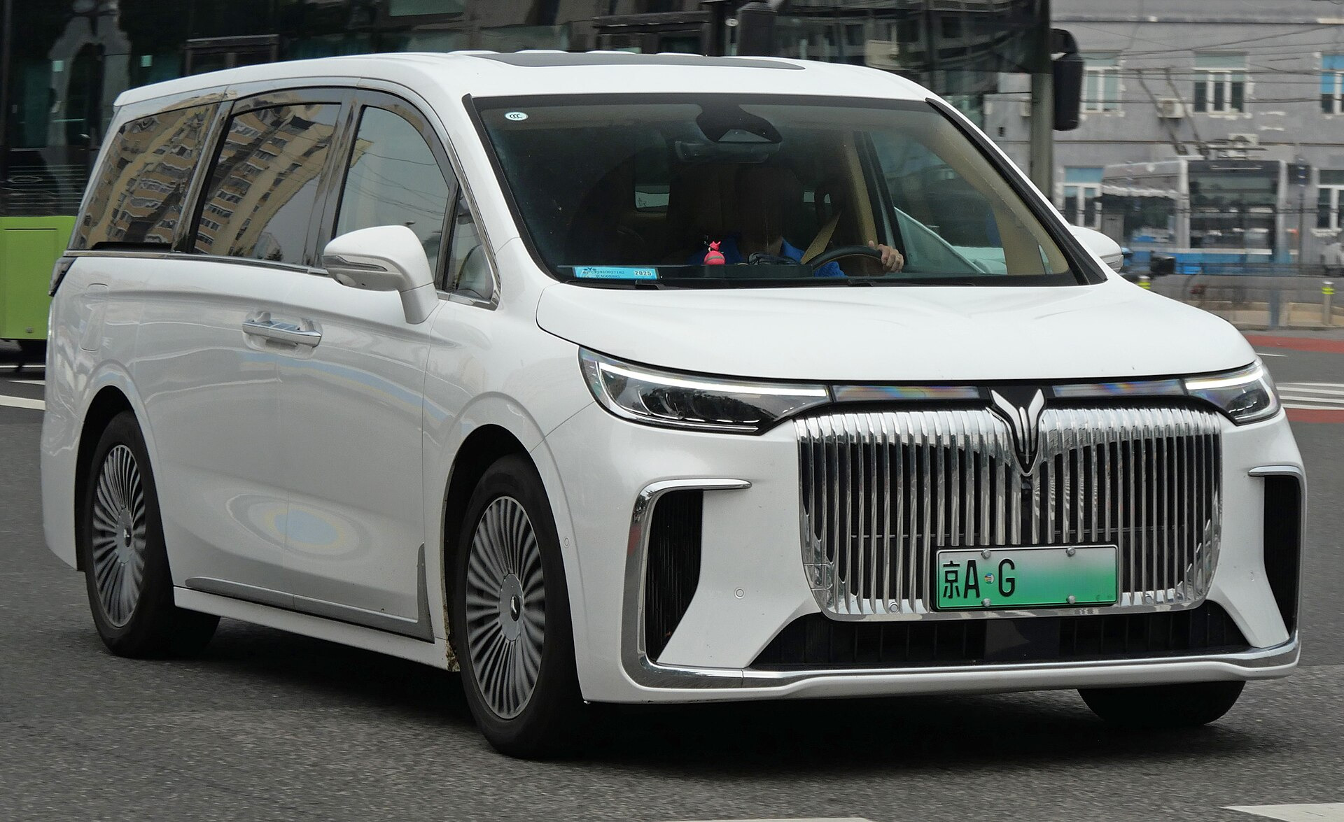 Dongfeng Voyah Free