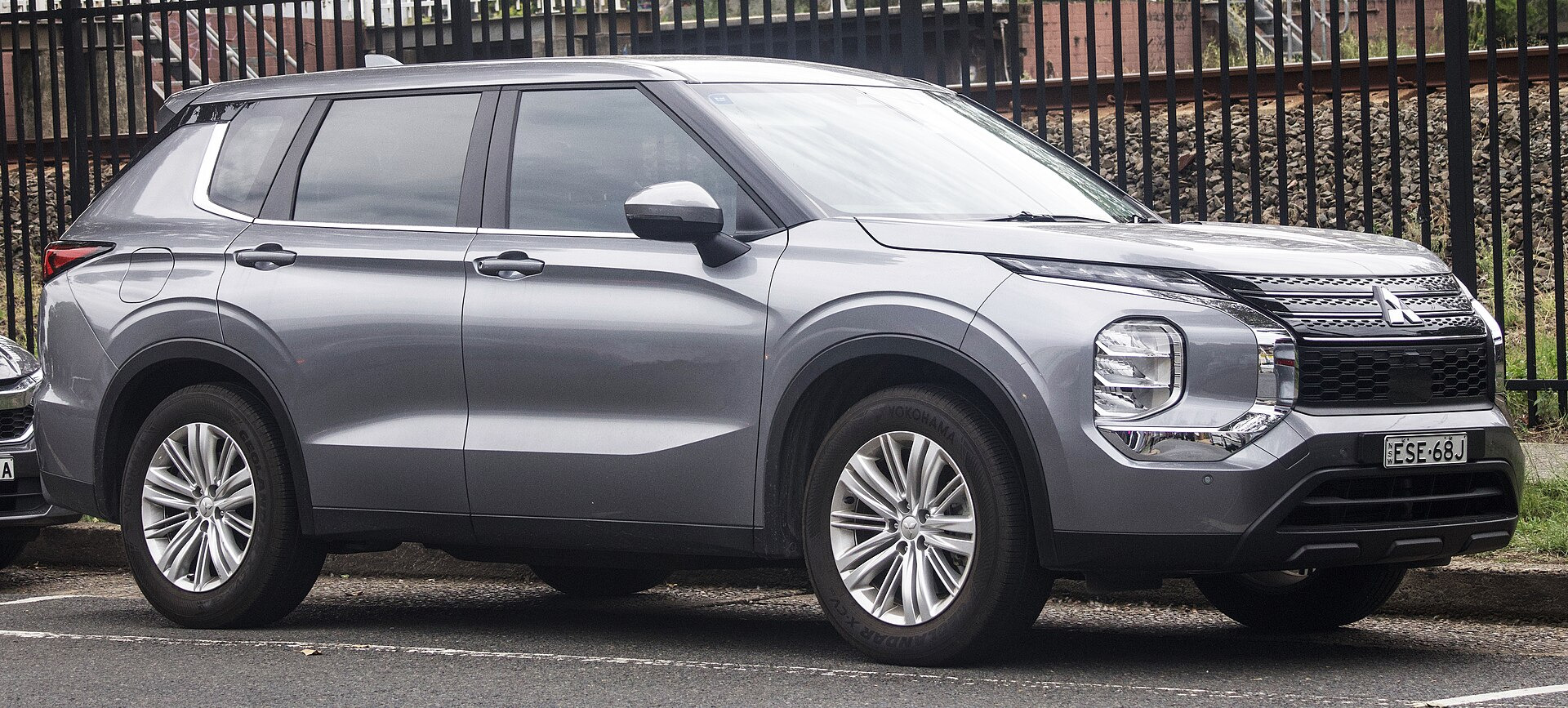 Mitsubishi Outlander IV (2021)