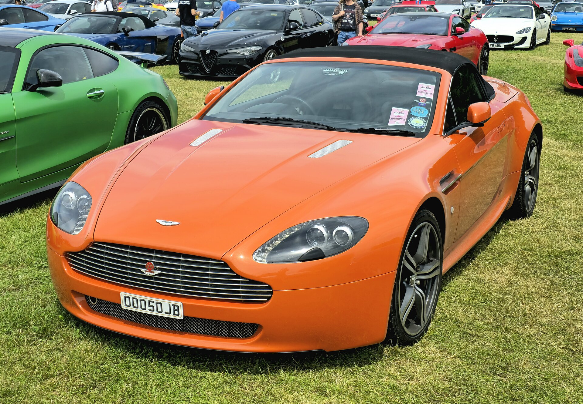Aston Martin V8 Vantage