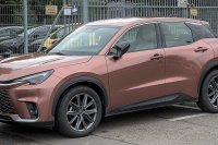 Lexus LBX — снимка 2