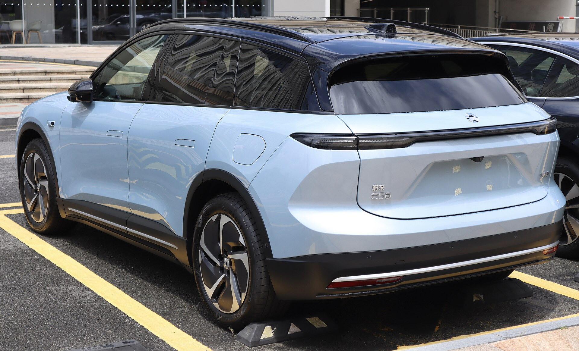 Nio EL6 (2023)