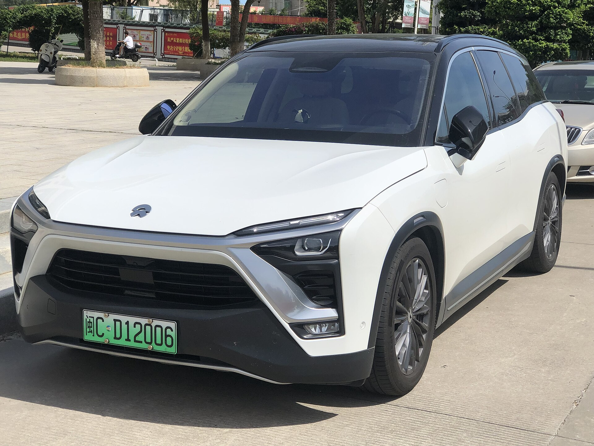 Nio EL8 (2023)