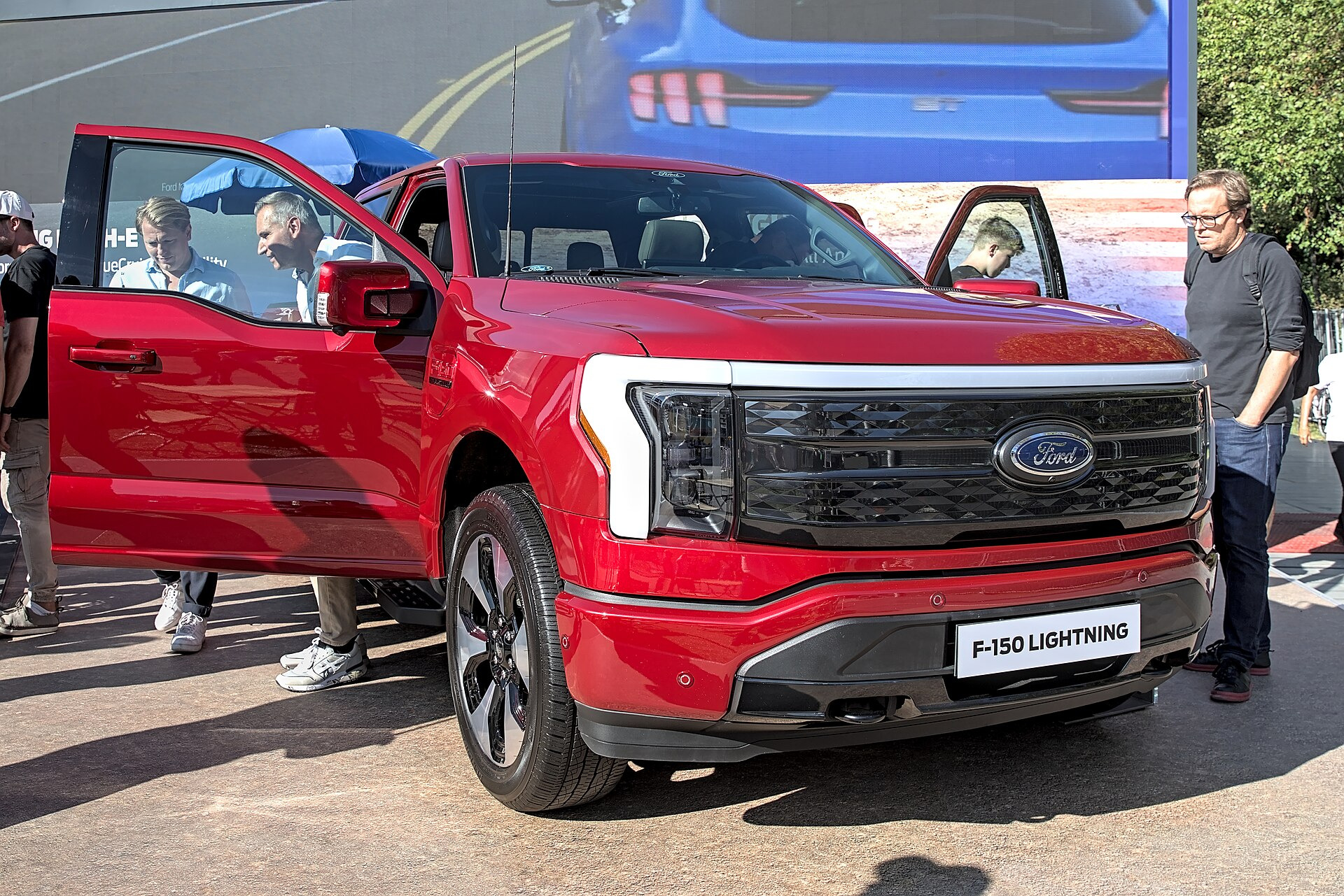 Ford F-150 Lightning (2022)
