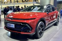 Chevrolet Equinox EV (2024) — снимка 2