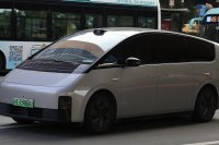 Li Auto MEGA (2024) — снимка 2