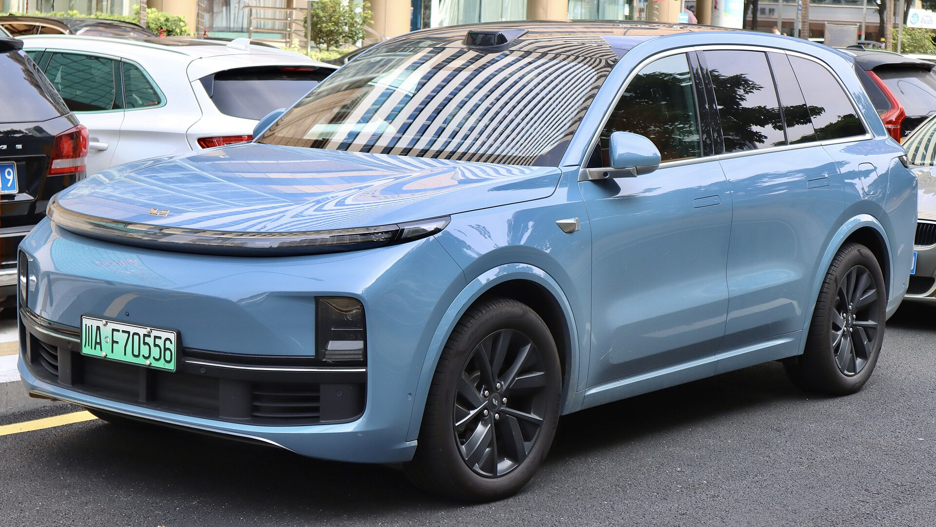 Li Auto L8 (2023)