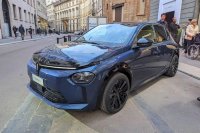 Lancia Ypsilon EV (2024) — снимка 2