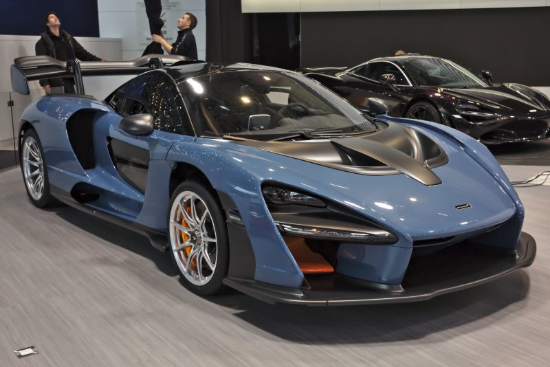 Mc Laren Senna (2018)