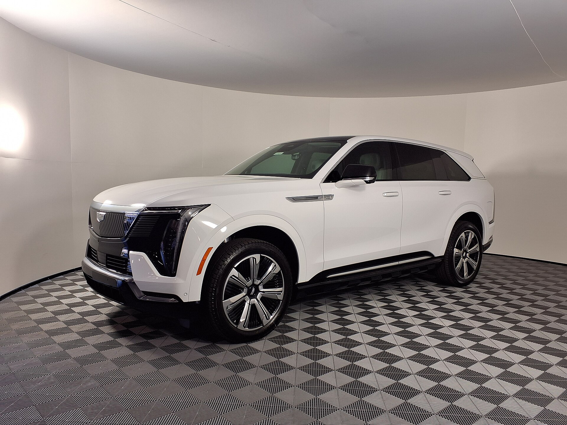 Cadillac Escalade IQ (2025)