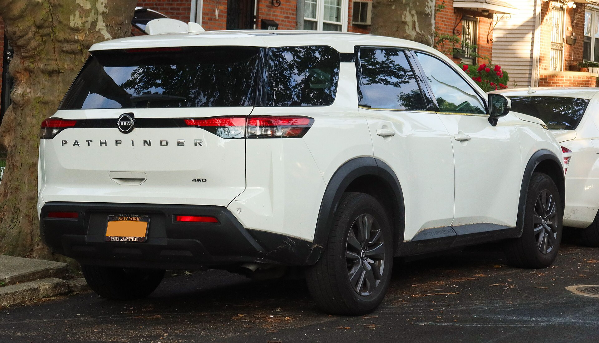 Nissan PathFinder V (2022)