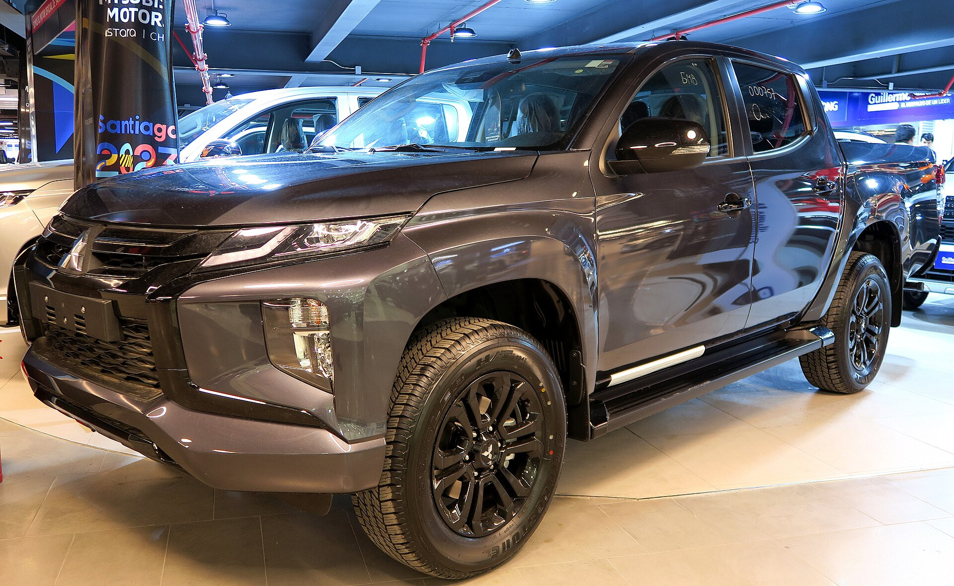 Mitsubishi L200 VI Double Cab (2023)