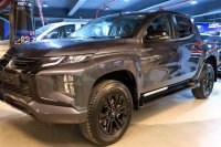 VI Double Cab (2023)