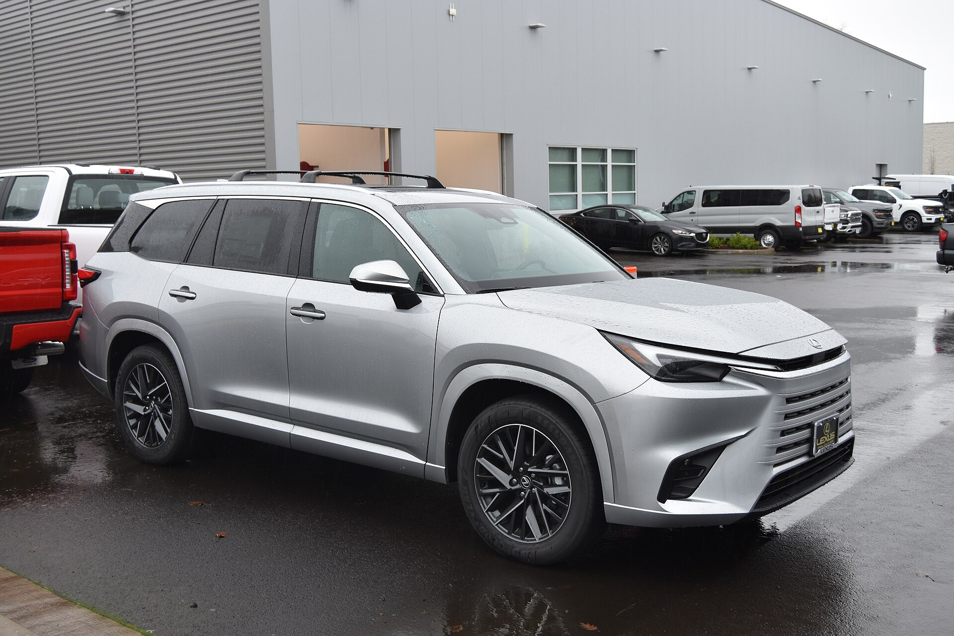 Lexus TX (2024)