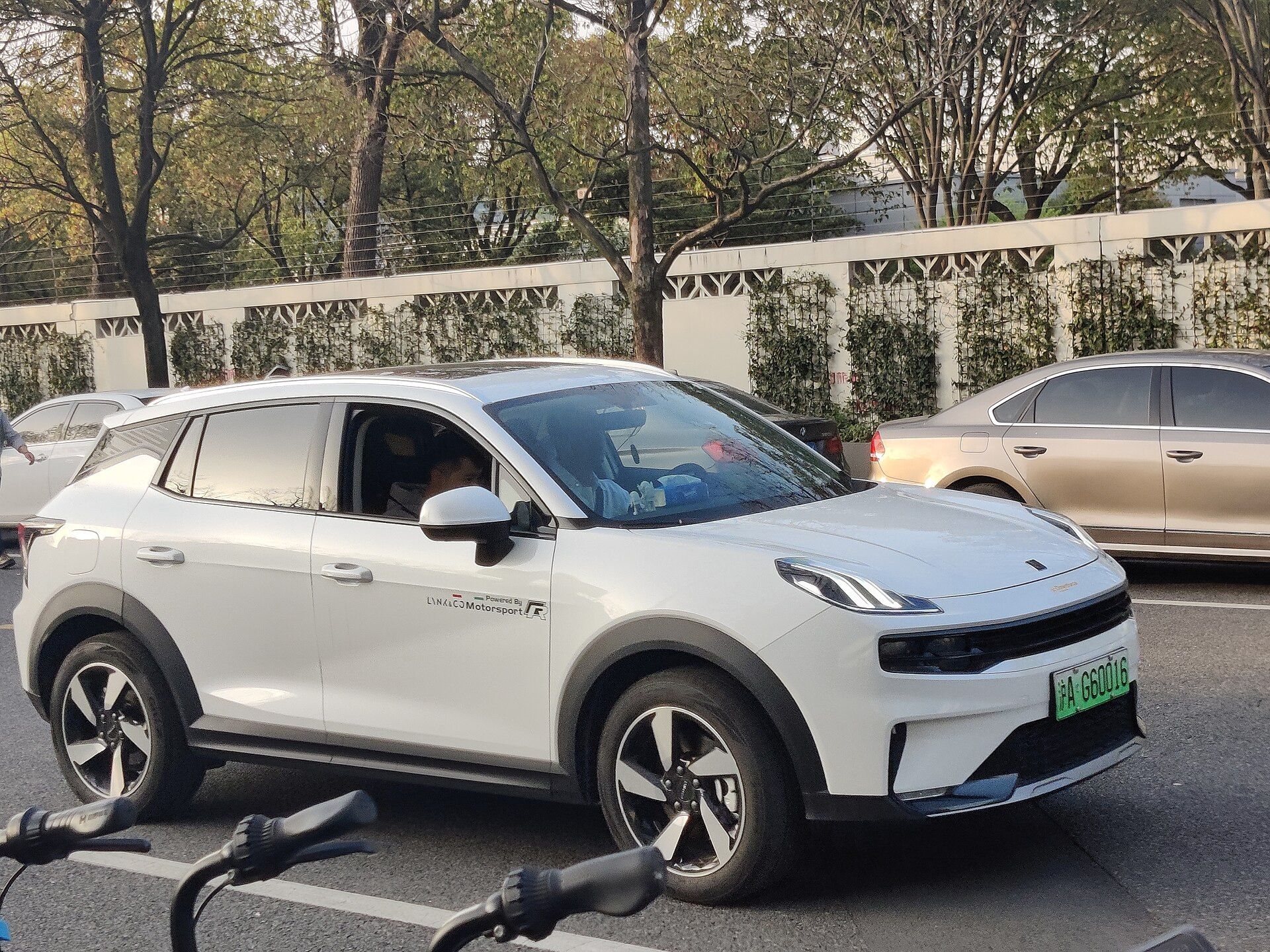 Lynk & Co 06 (2021)