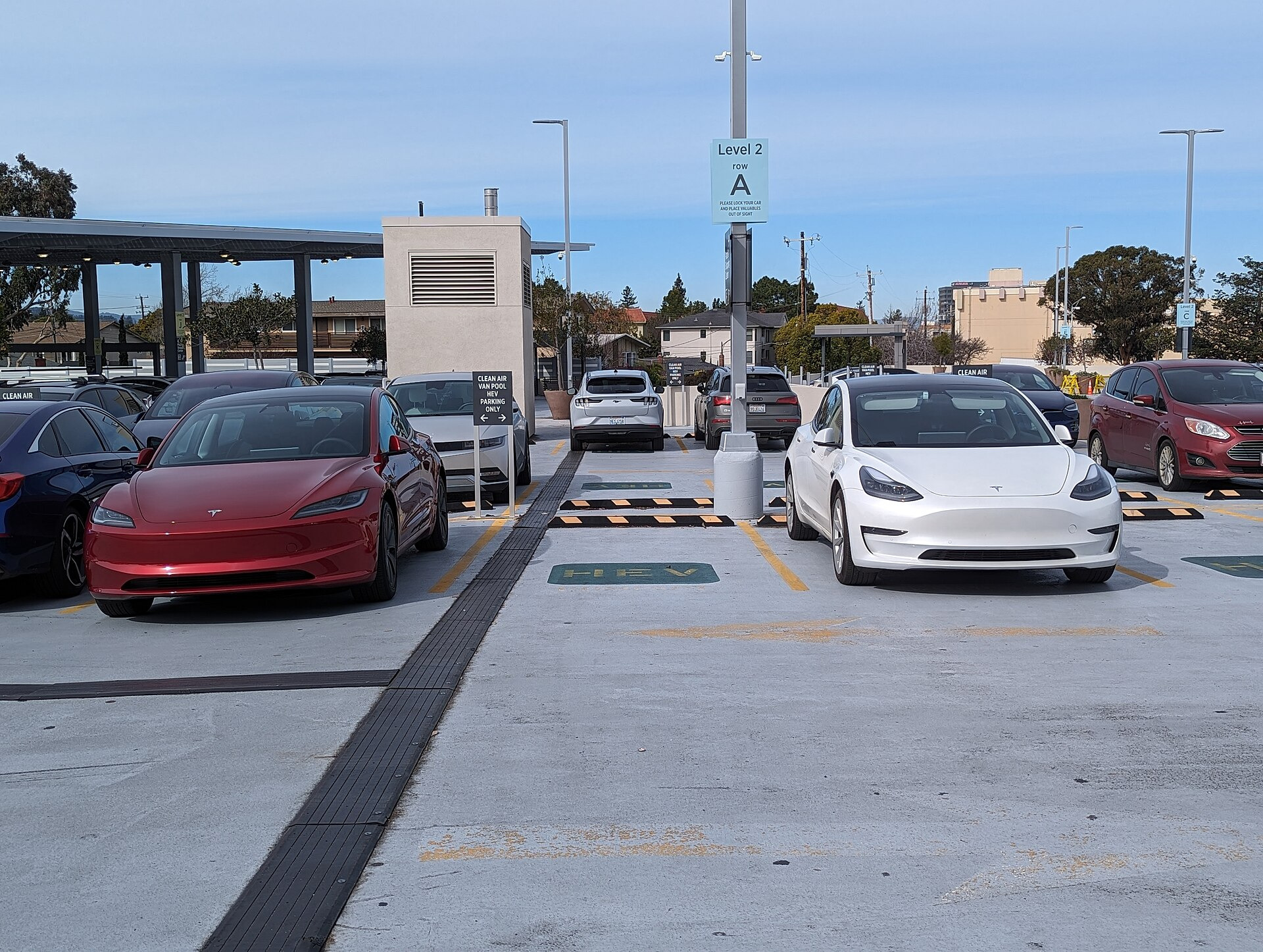 Tesla Model 3 (Highland, 2023)