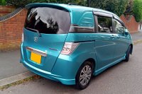 Honda Freed Spike Hybrid — снимка 2