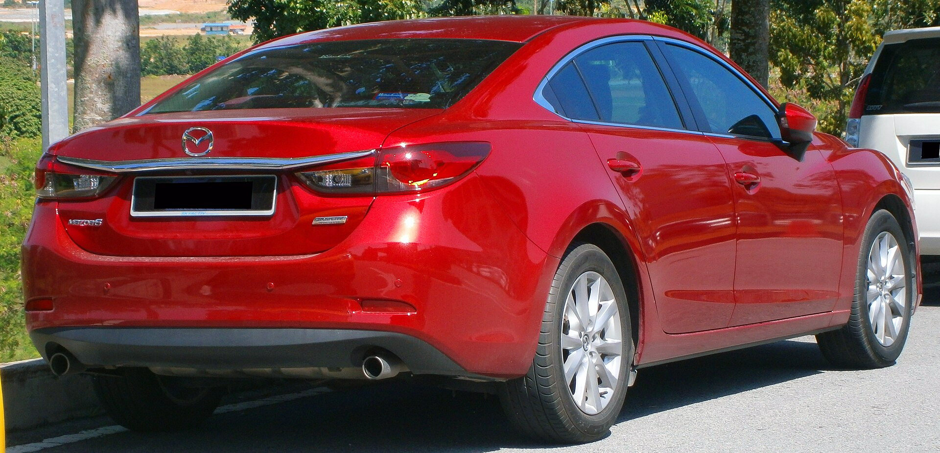 Mazda 3 Saloon