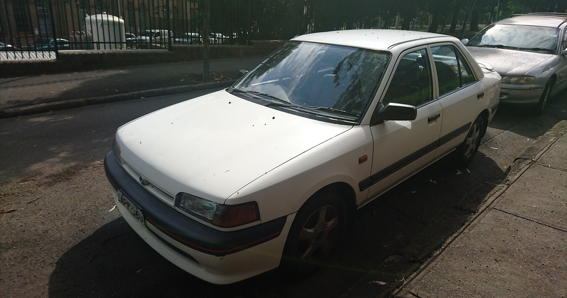 Mazda 323 S VI BJ