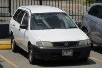 Mazda Familia Wagon 1.3 i (85hp) — снимка 1
