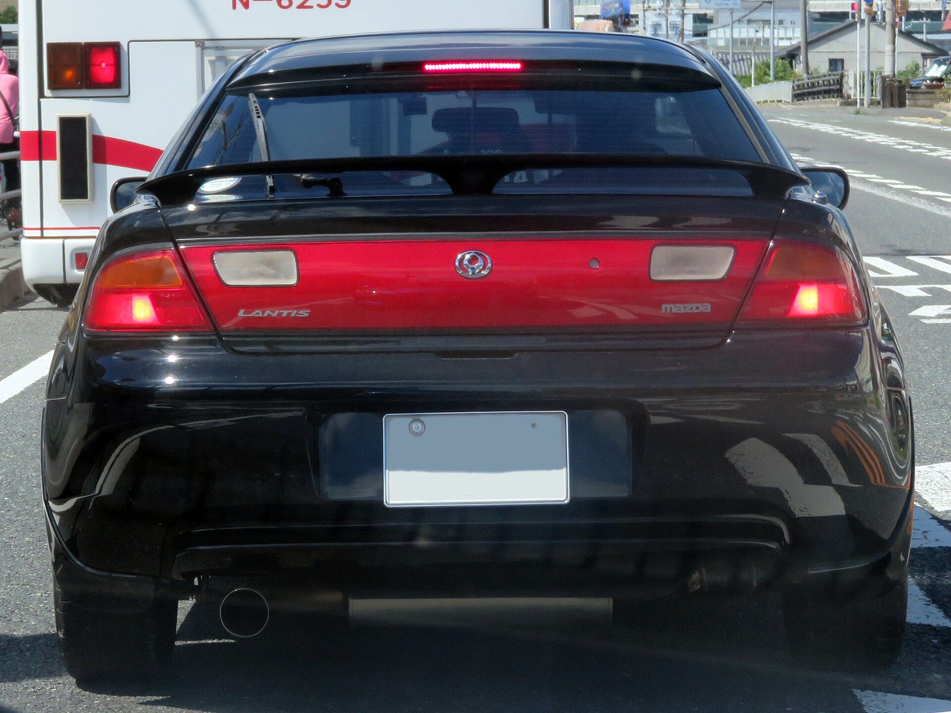 Mazda Lantis CBA8P