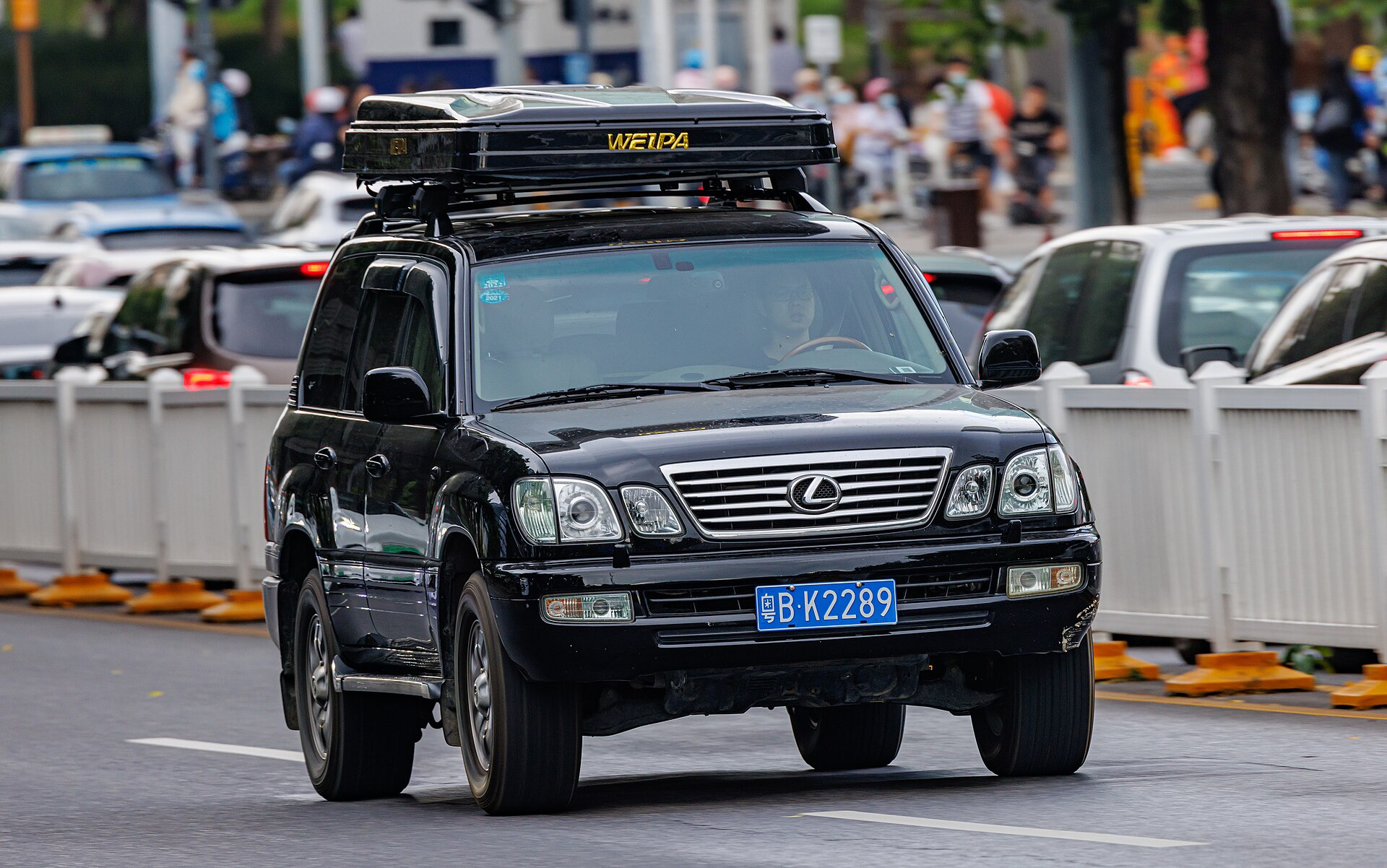 Lexus LX II