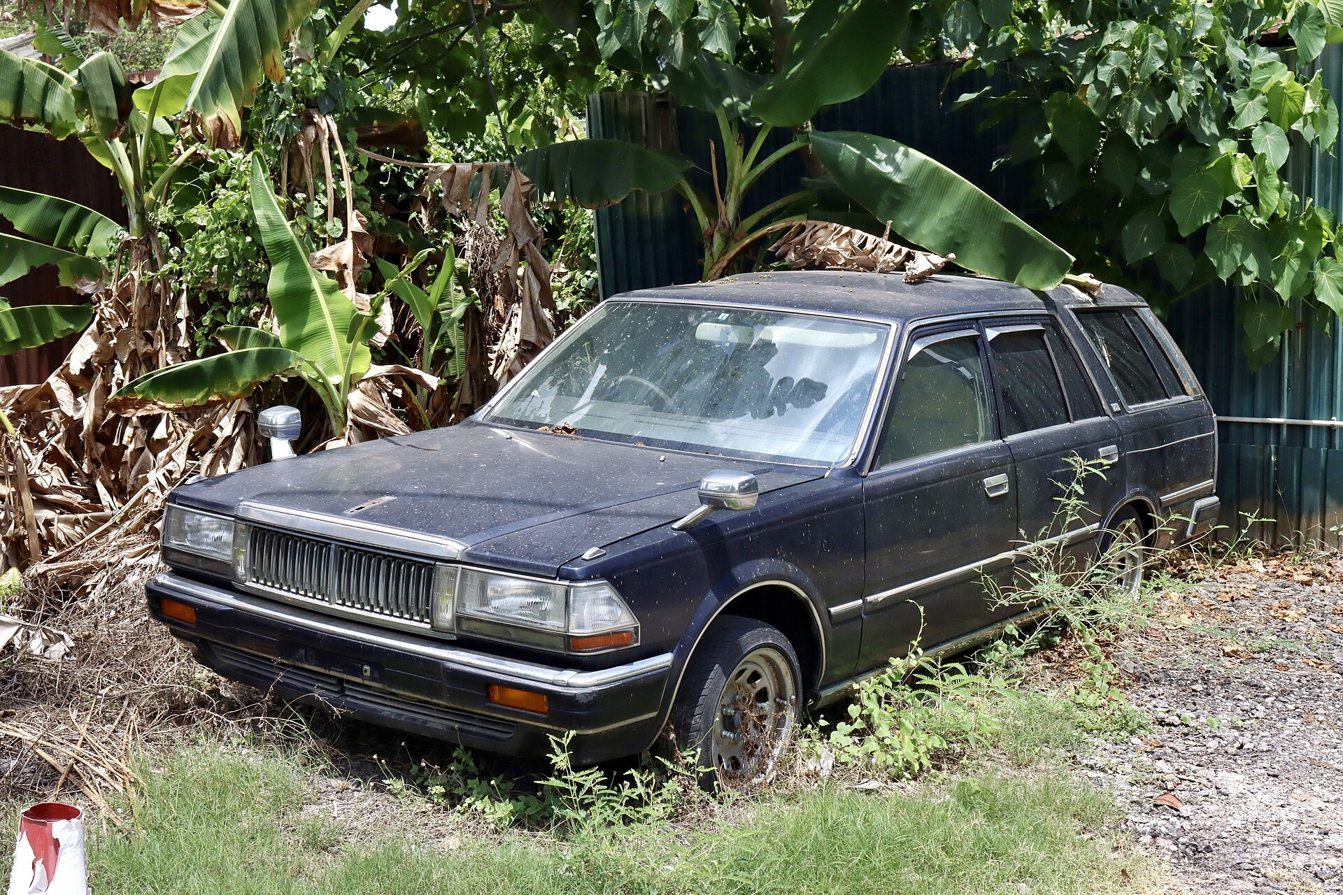 Nissan Cedric Y30