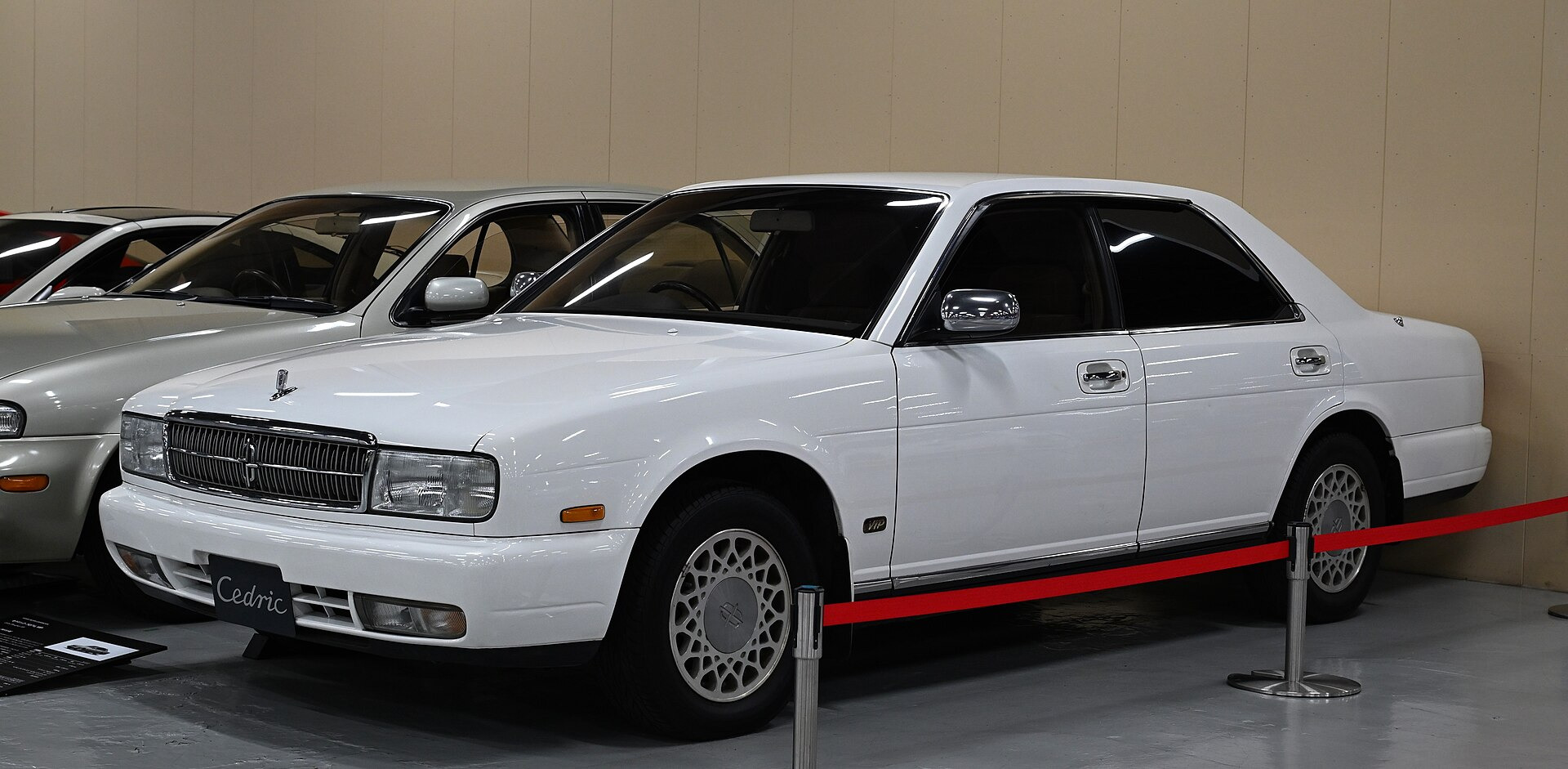 Nissan Cedric Y32