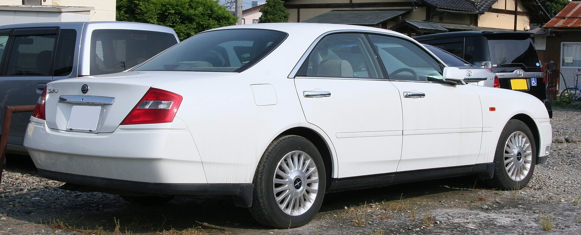 Nissan Cedric Y34