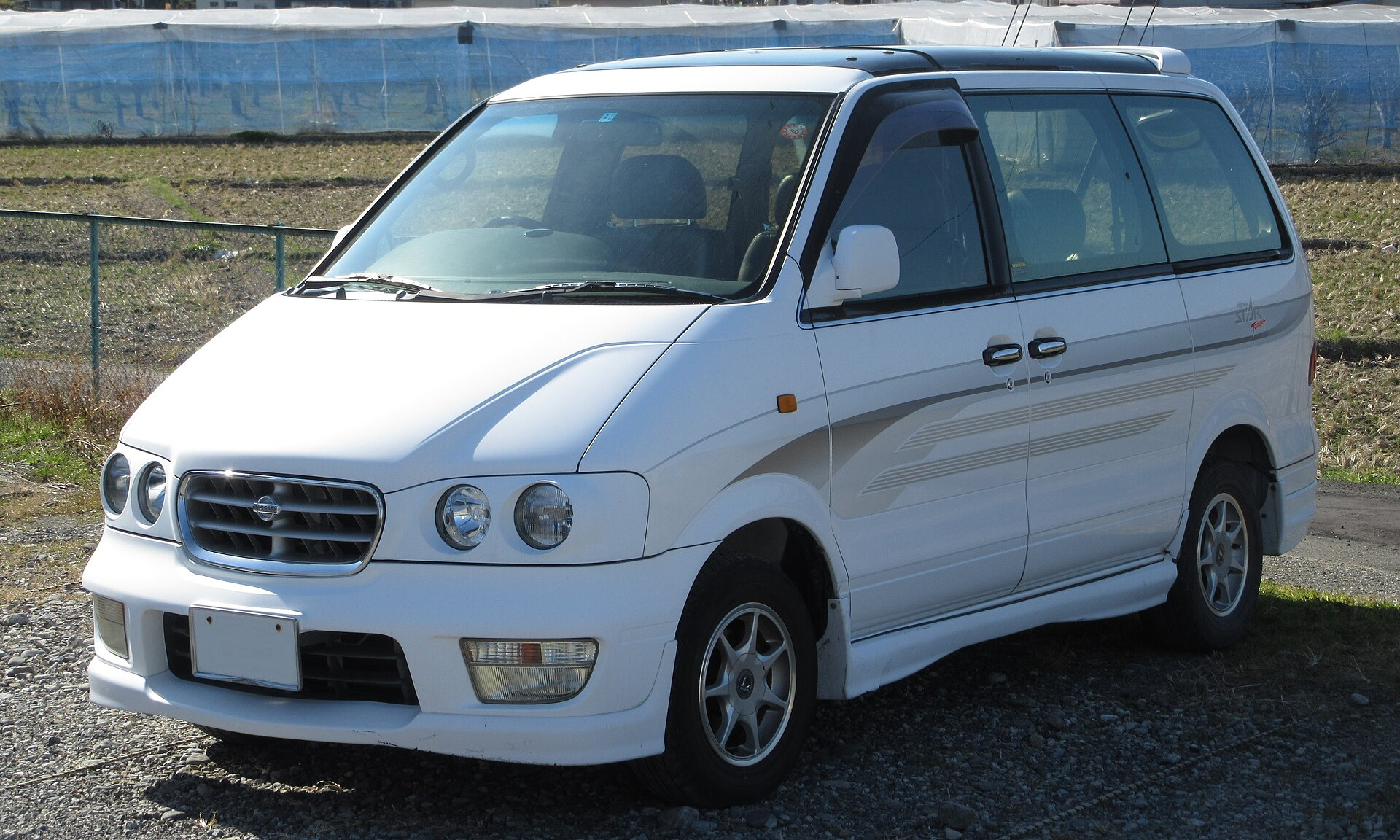 Nissan Largo W30