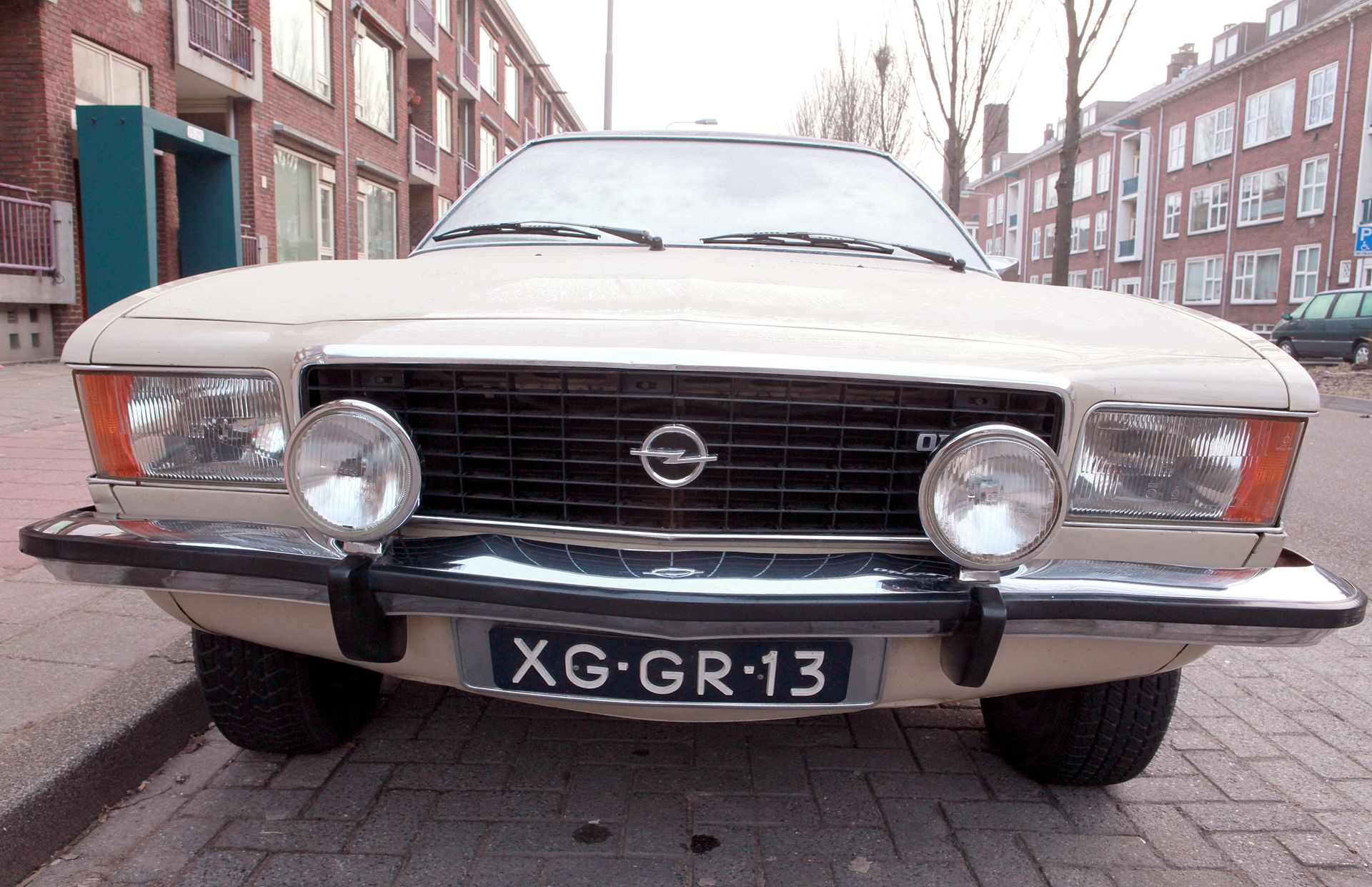 Opel Commodore B