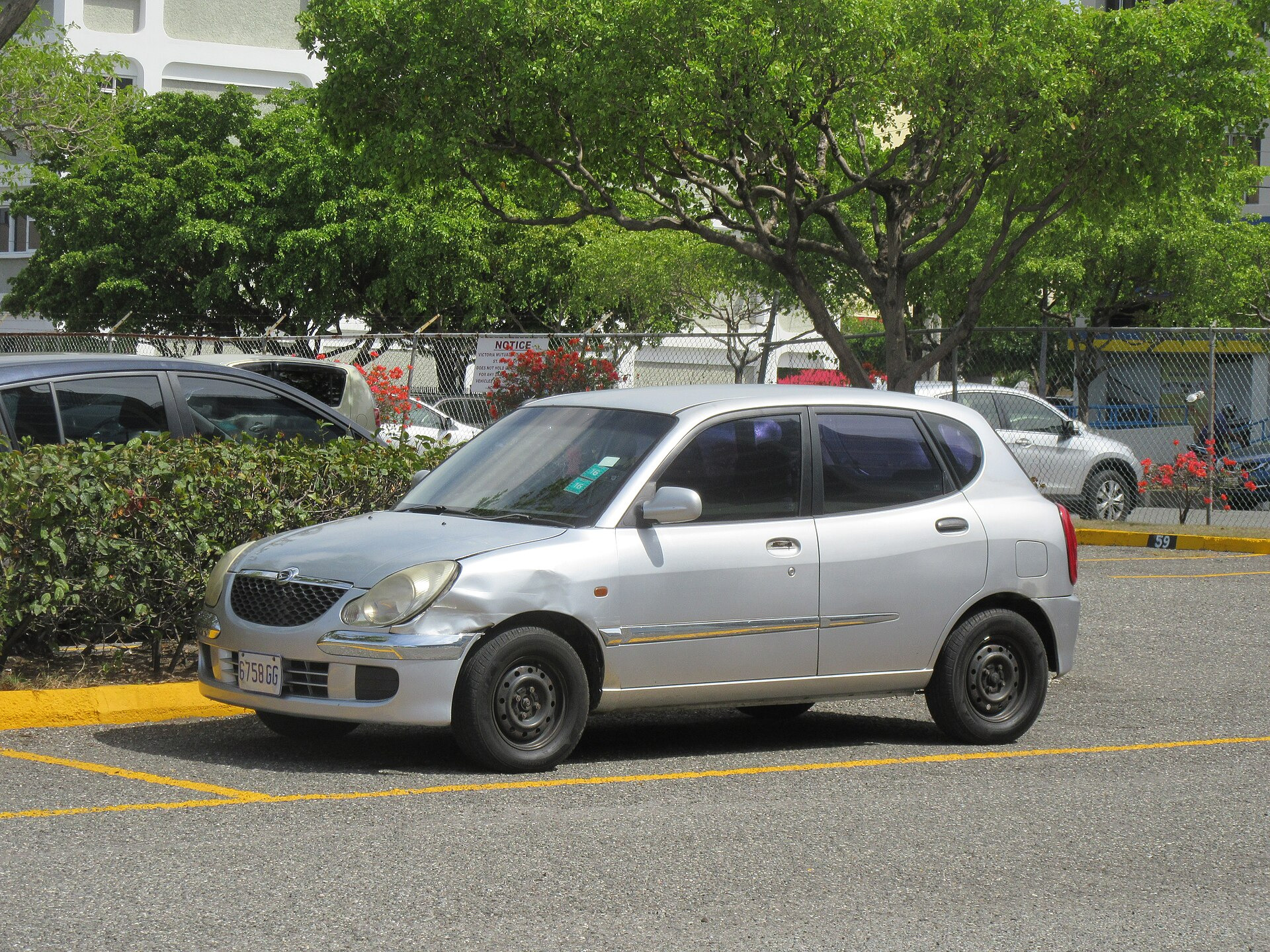 Daihatsu Storia M1