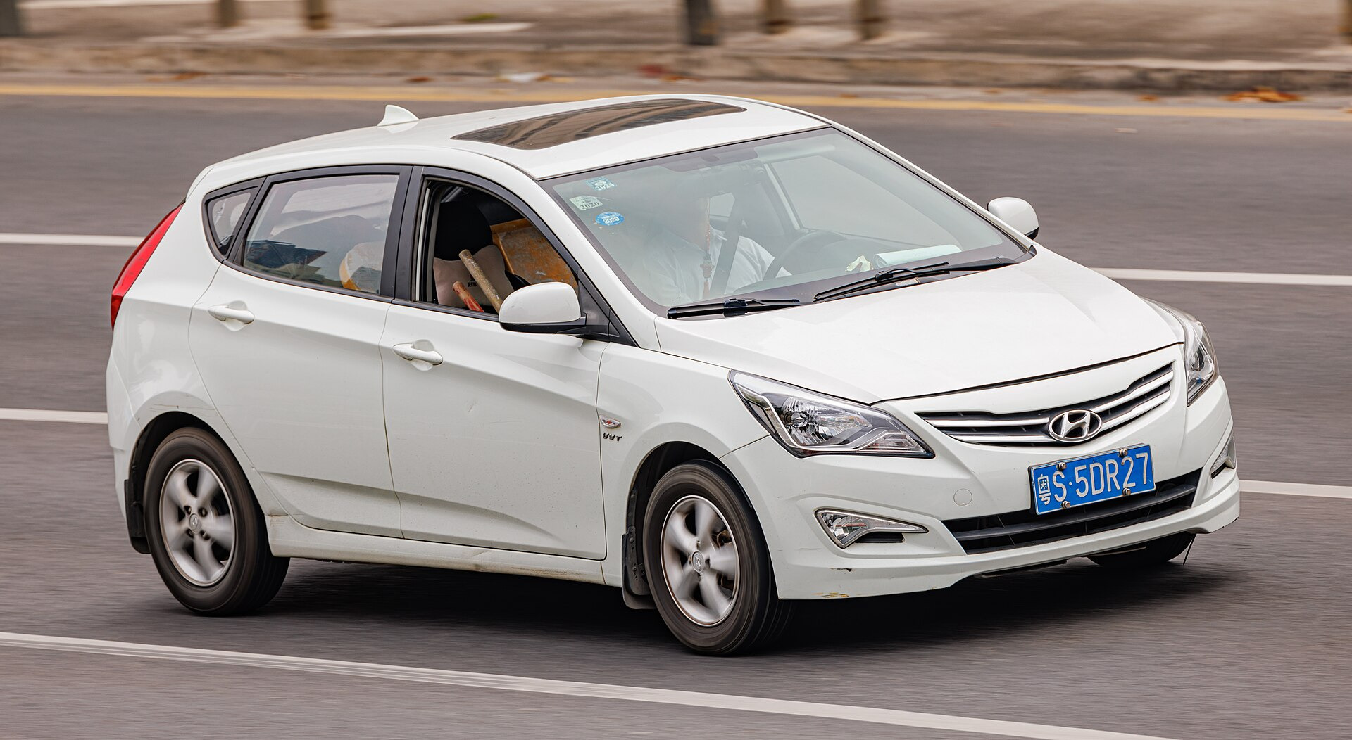 Hyundai Accent Hatchback II