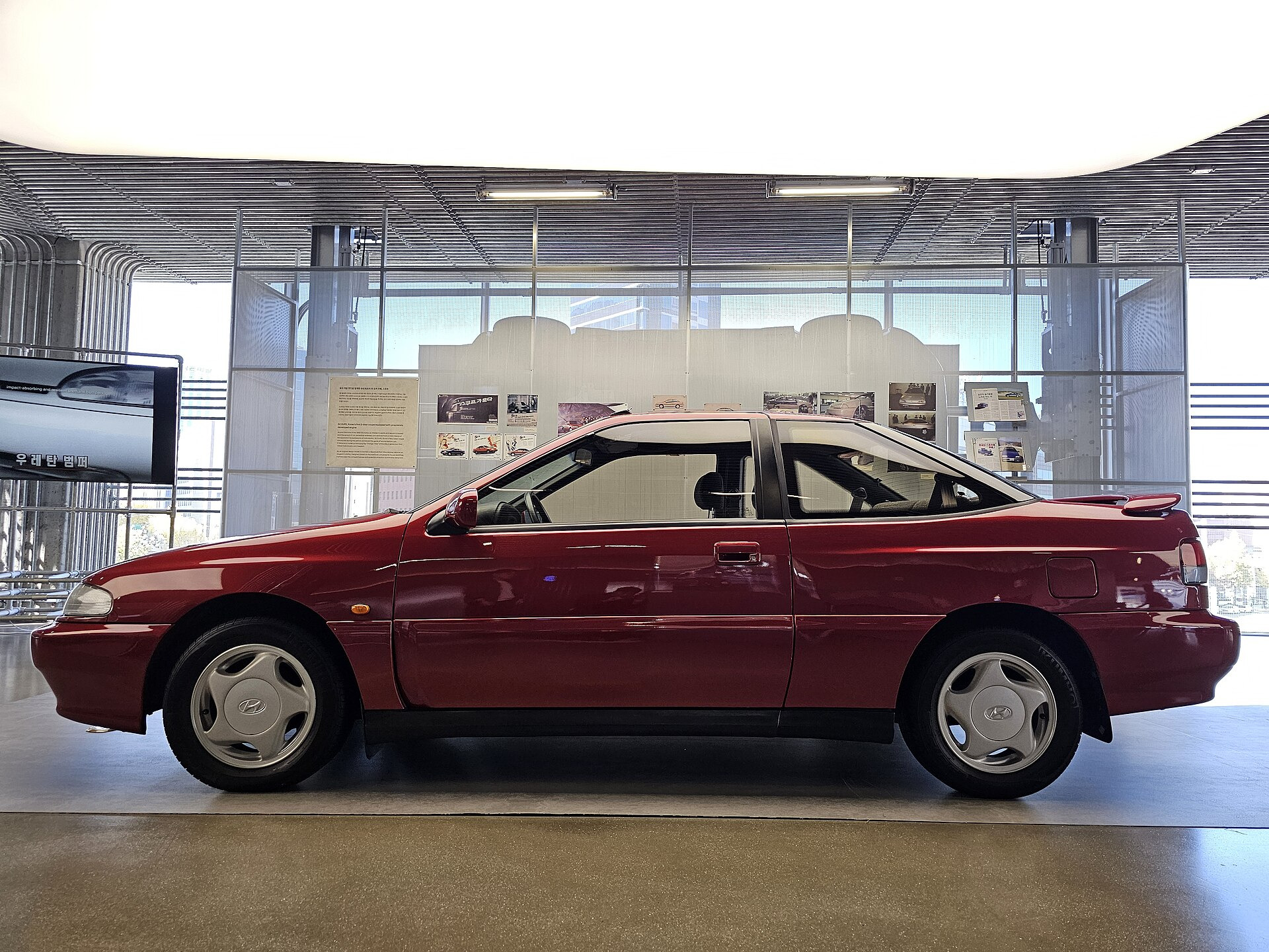 Hyundai S-Coupe SLC