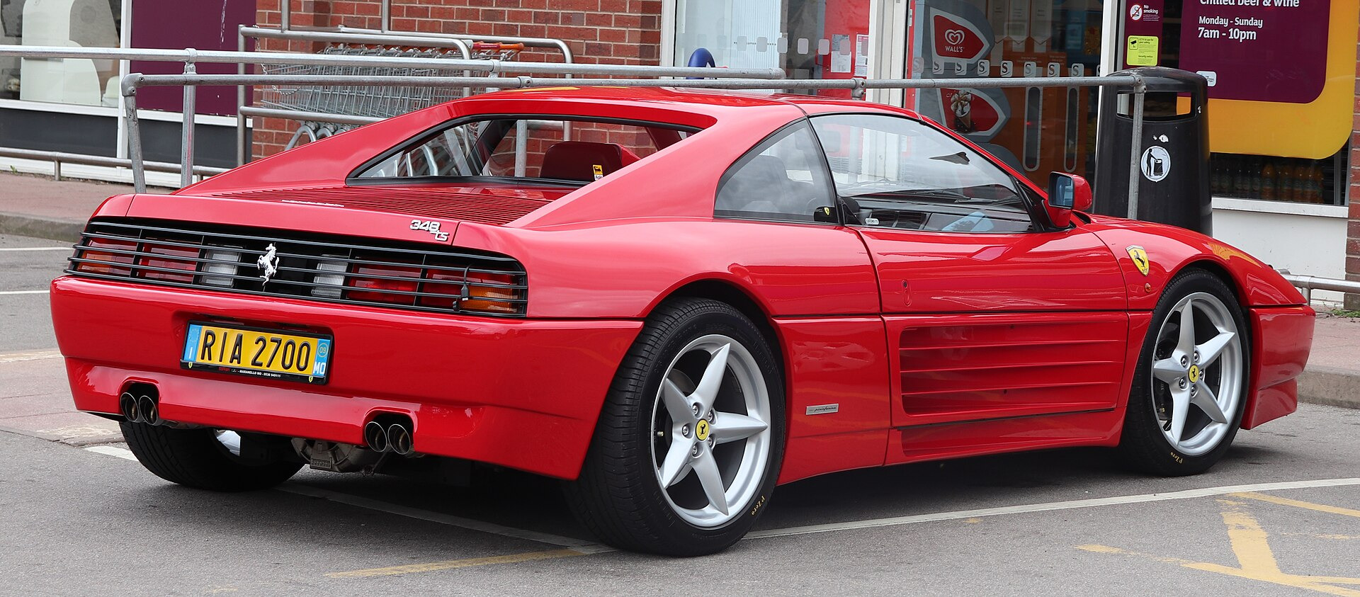Ferrari 348 TS 3.4 V8 (300hp)