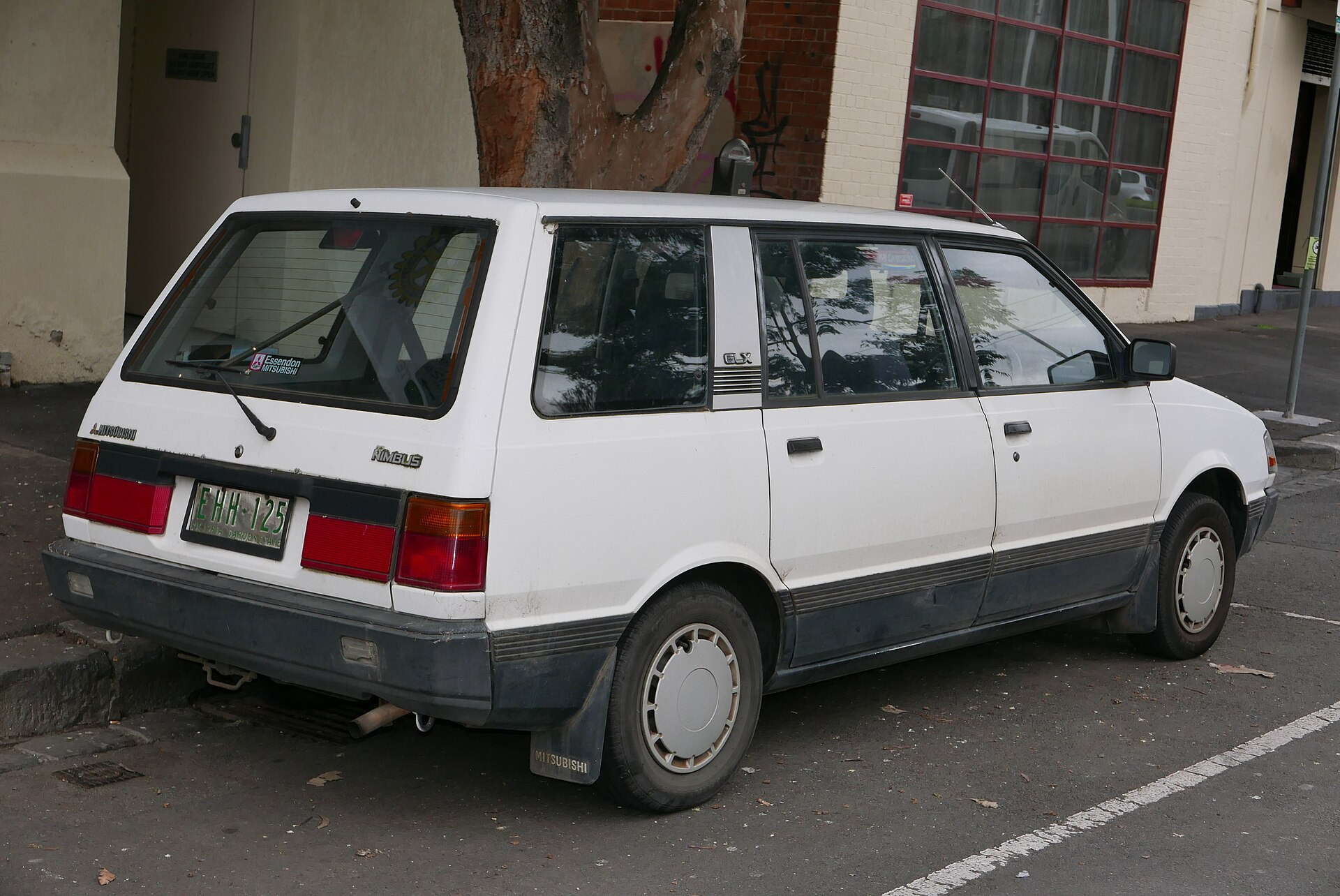 Mitsubishi Space Wagon