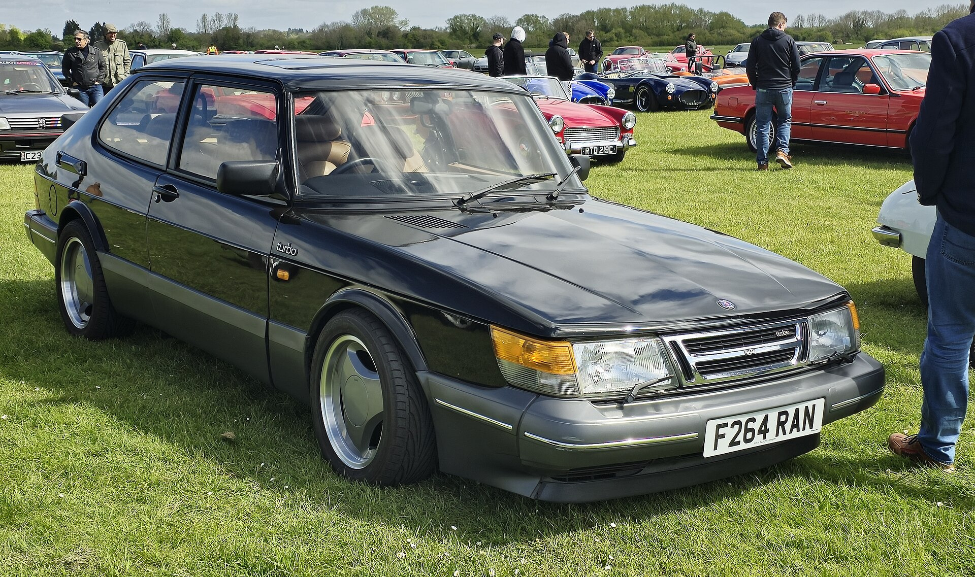 Saab 900 I