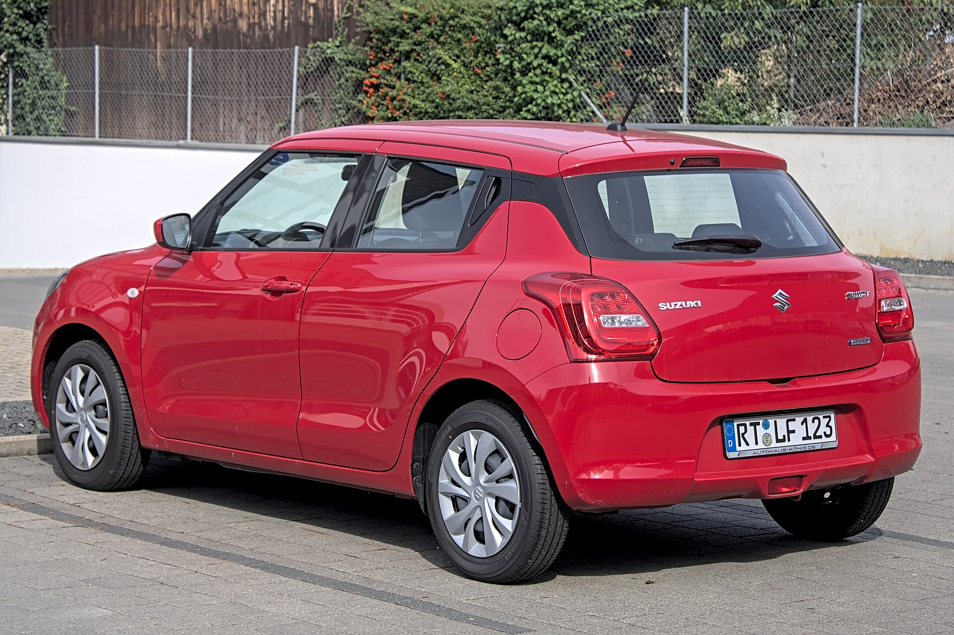 Suzuki Cruze